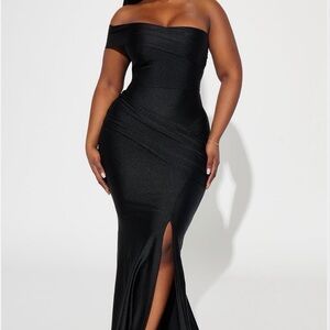 Fashion Nova Black Strapless Gown